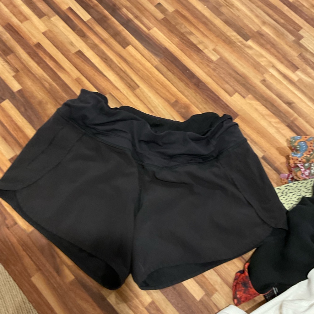 Lululemon black shorts size 8